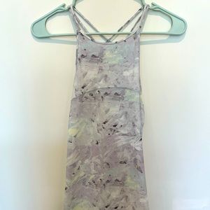 Lululemon size 6 tank top